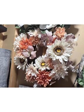 Neutral Floral Front Door Wreath – Cream, Blush & Peach